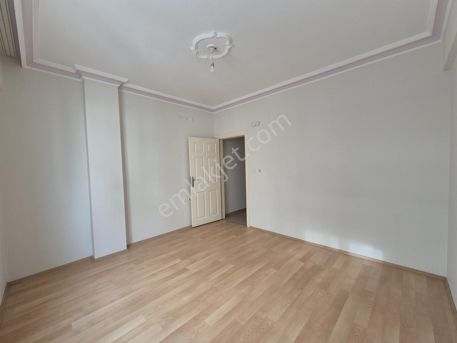 Erdoğan Emlak'tan Ayrı Mutfaklı 75 M2 Netli 2+0 Kiralık Daire - Görsel 9