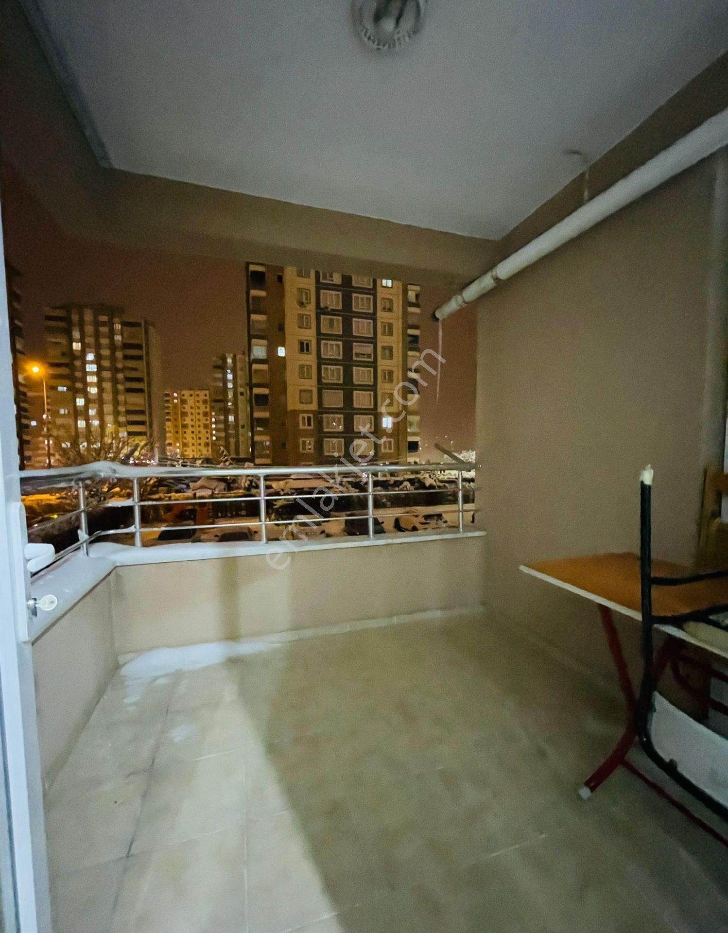 Arslan Mülk Ofisi // İldem 4'te Tranvay Yanı 3+1 İçi Full Yapılı Satılık Daire - Görsel 4