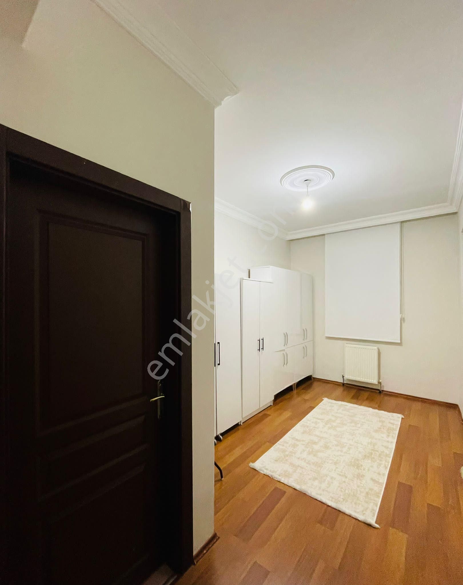 Arslan Mülk Ofisi // İldem 4'te Tranvay Yanı 3+1 İçi Full Yapılı Satılık Daire - Görsel 15