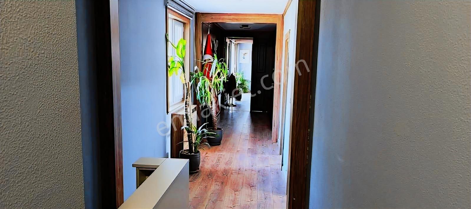 Kızılay Merkezde Teraslı Süper Ofis Katı - Görsel 9