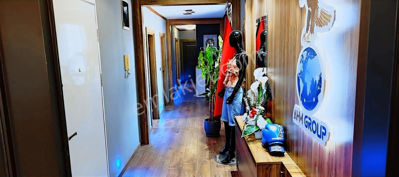 Kızılay Merkezde Teraslı Süper Ofis Katı - Görsel 13