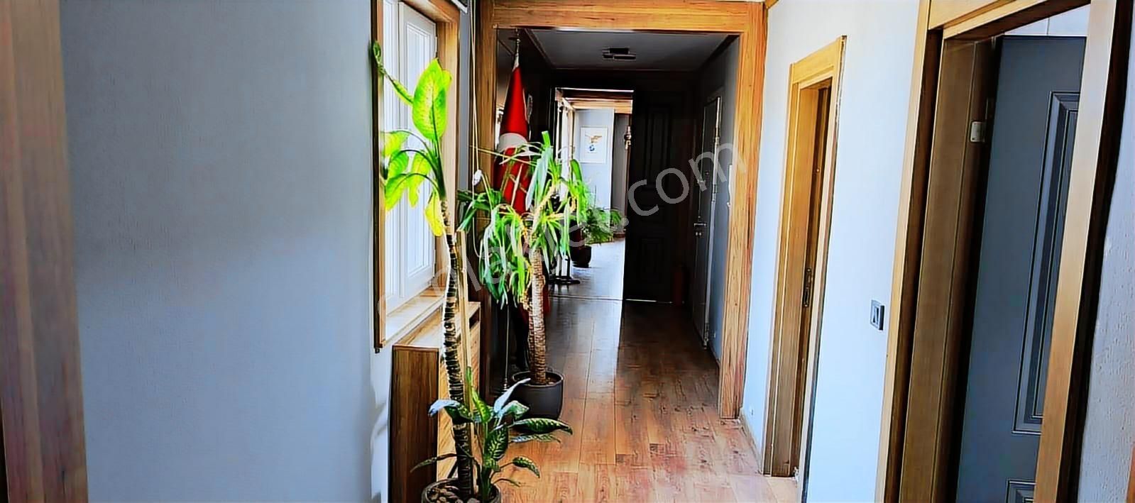 Kızılay Merkezde Teraslı Süper Ofis Katı - Görsel 17