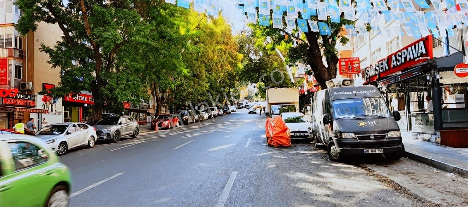 Kızılay Merkezde Teraslı Süper Ofis Katı - Görsel 15