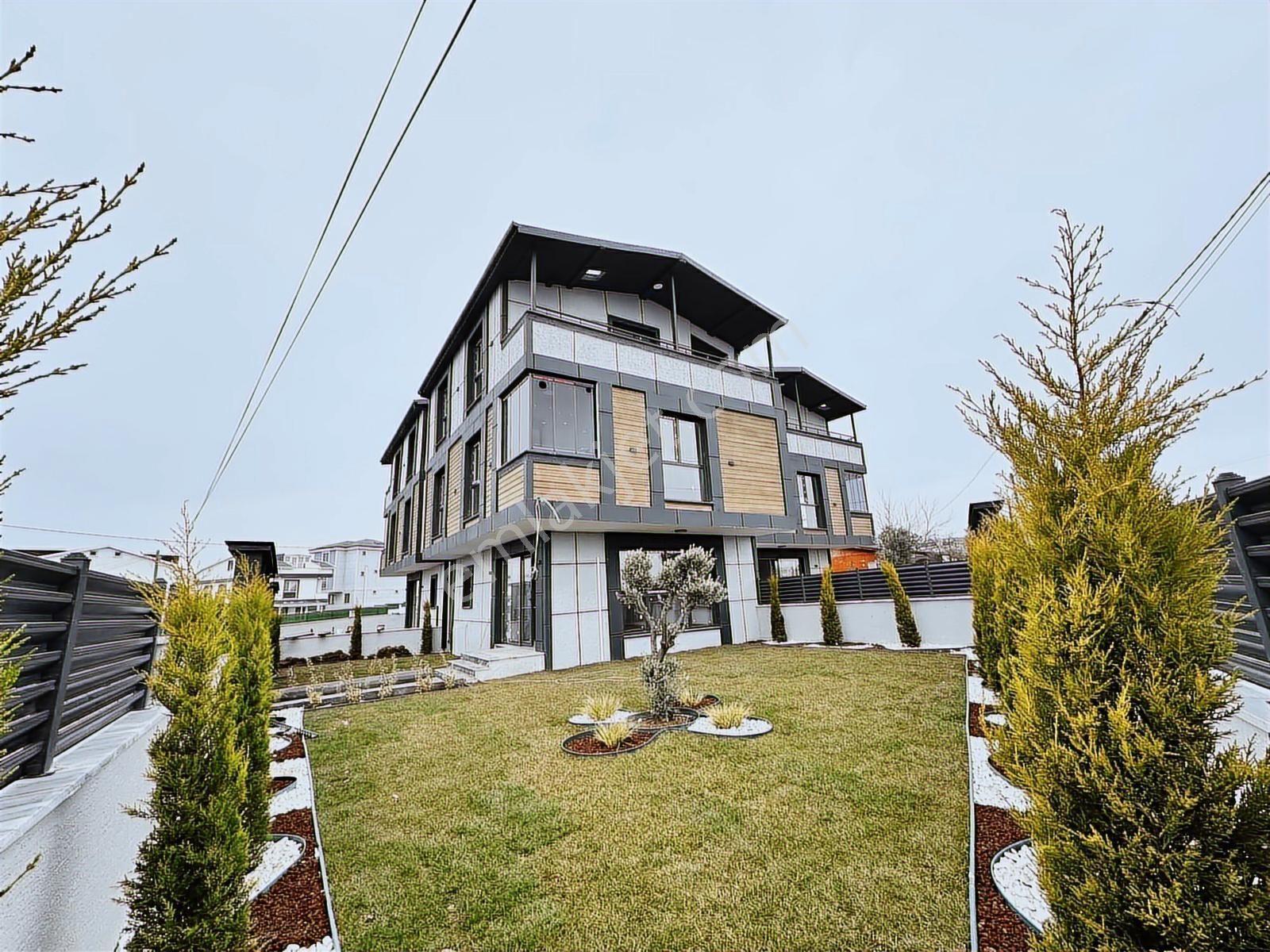 -mega Yapı- Yeniçiftlikte Deniz Manzaralı Emsalsiz 4+1 Lüx Villa - Görsel 5