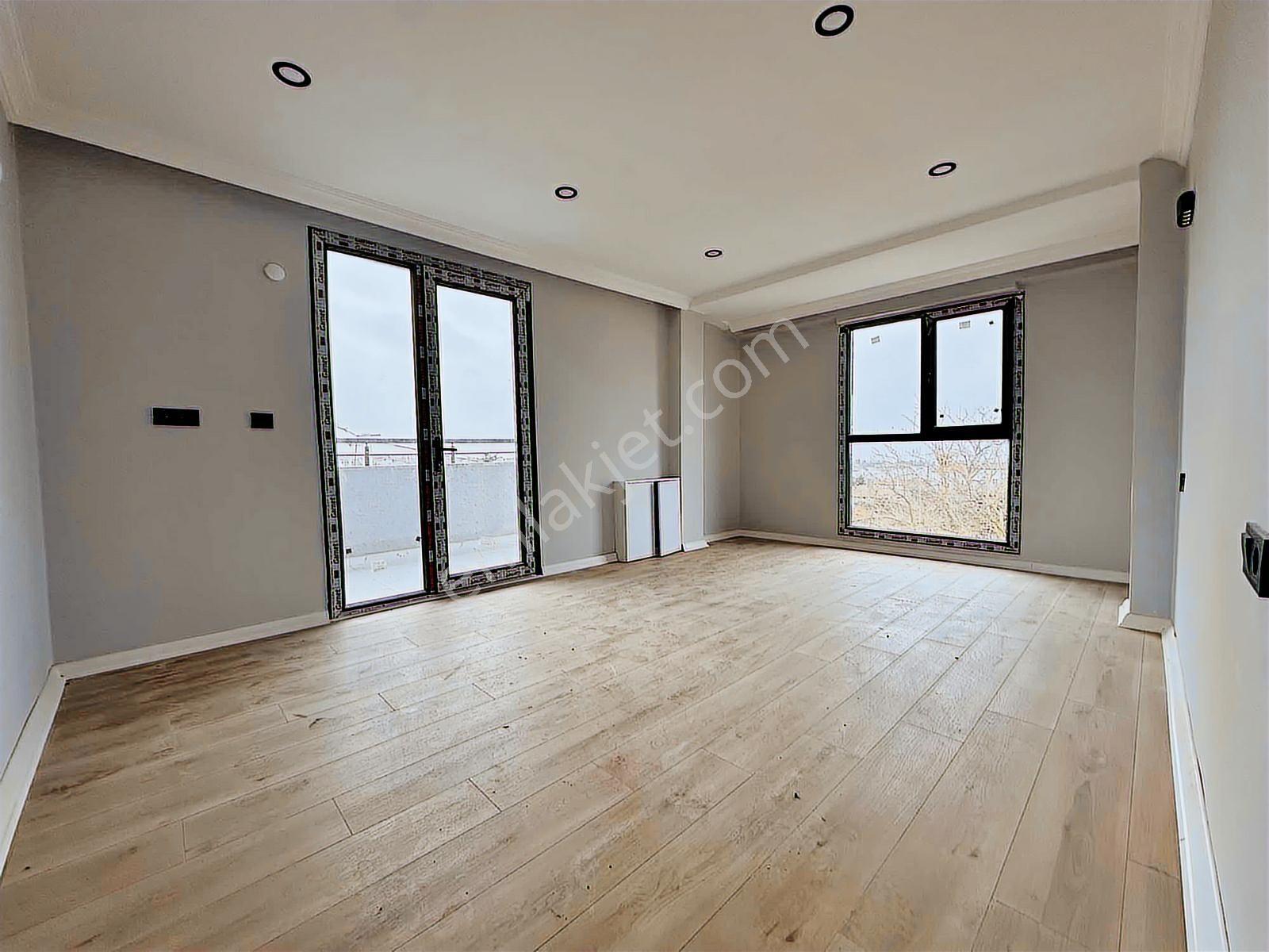 -mega Yapı- Yeniçiftlikte Deniz Manzaralı Emsalsiz 4+1 Lüx Villa - Görsel 32