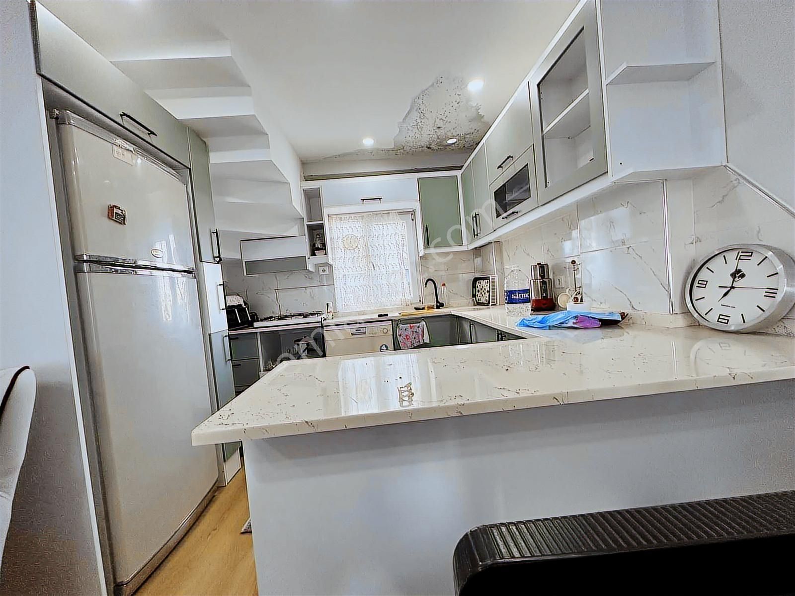 Mega Yapıdan Yeniçiftlikte İskanlı Bodrumlu Eşyalı Lüx Villa - Görsel 12