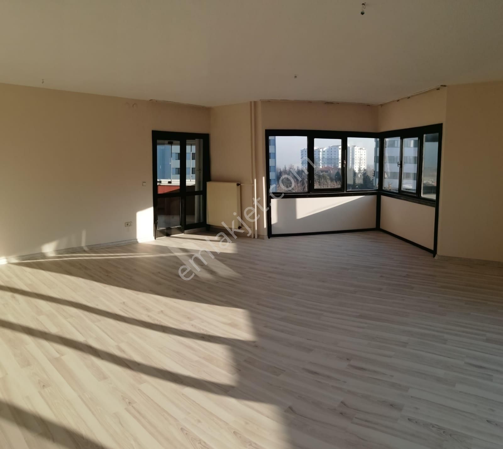 Ümitköy / Muhteşem Konumlu Kiralık 3+1 Daire - Görsel 8