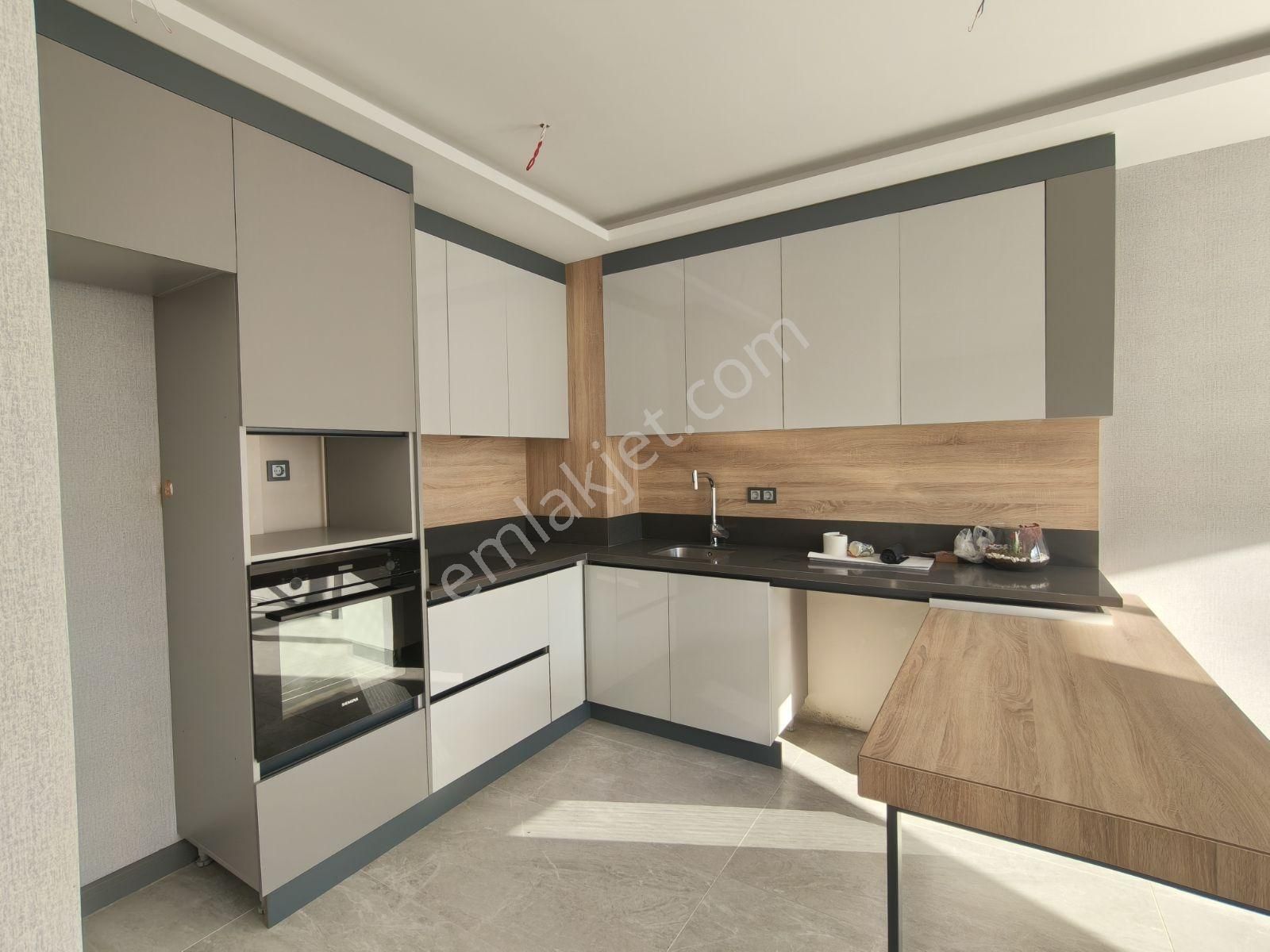 Emaks'tan/çamlıca/ipektaş Caddede/yapılı/1+1/ofis/konut - Görsel 20