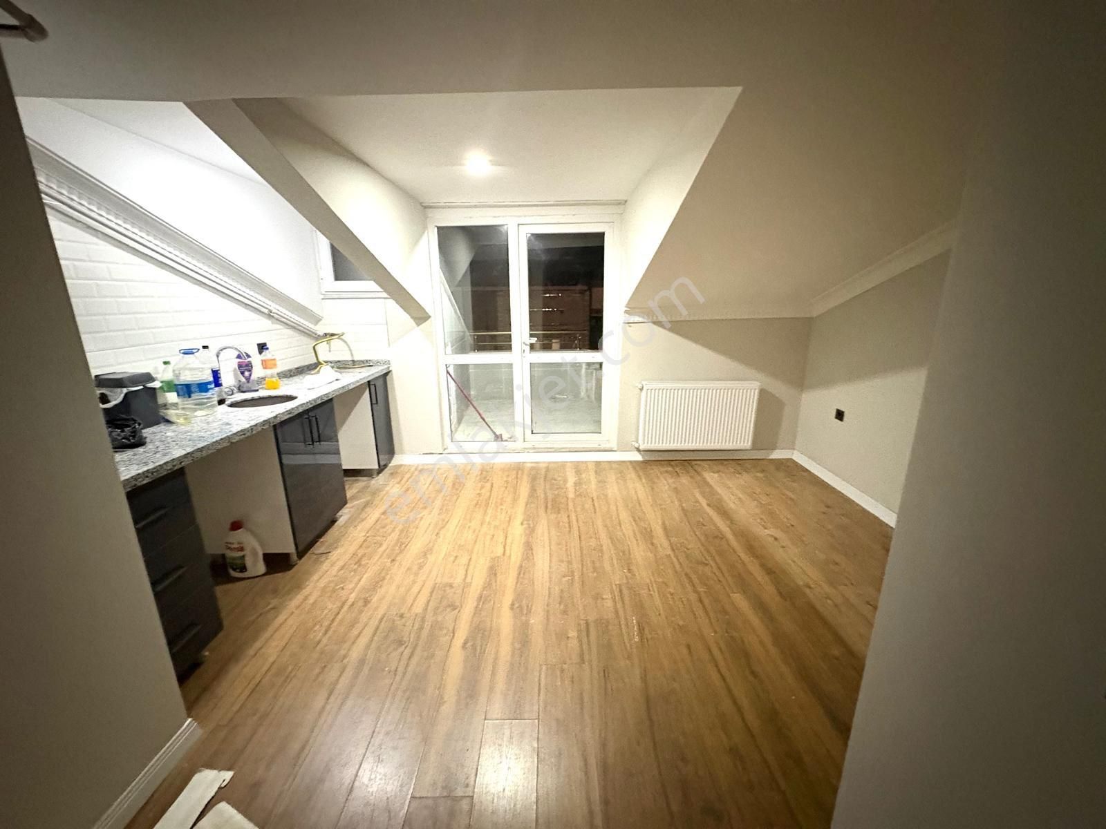 Emir Emlak’dan 1+1 Yeni Bina Asansörlü Binada - Görsel 7