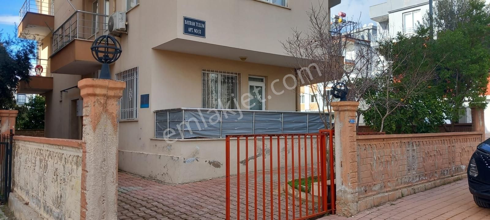 Kepez Ahatlı Mah. Yüksek Giriş Balkonlu Eşyalı 2+1 Satılık Daire