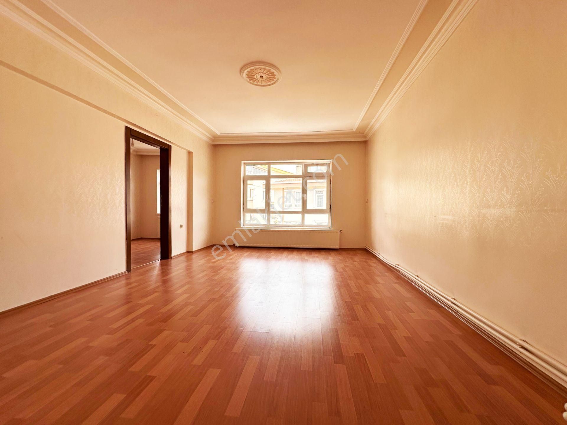 Ufuk Kılıç Emlak'tan Pursaklar Merkezde 3+1 Uygun Fiyatlı Daire