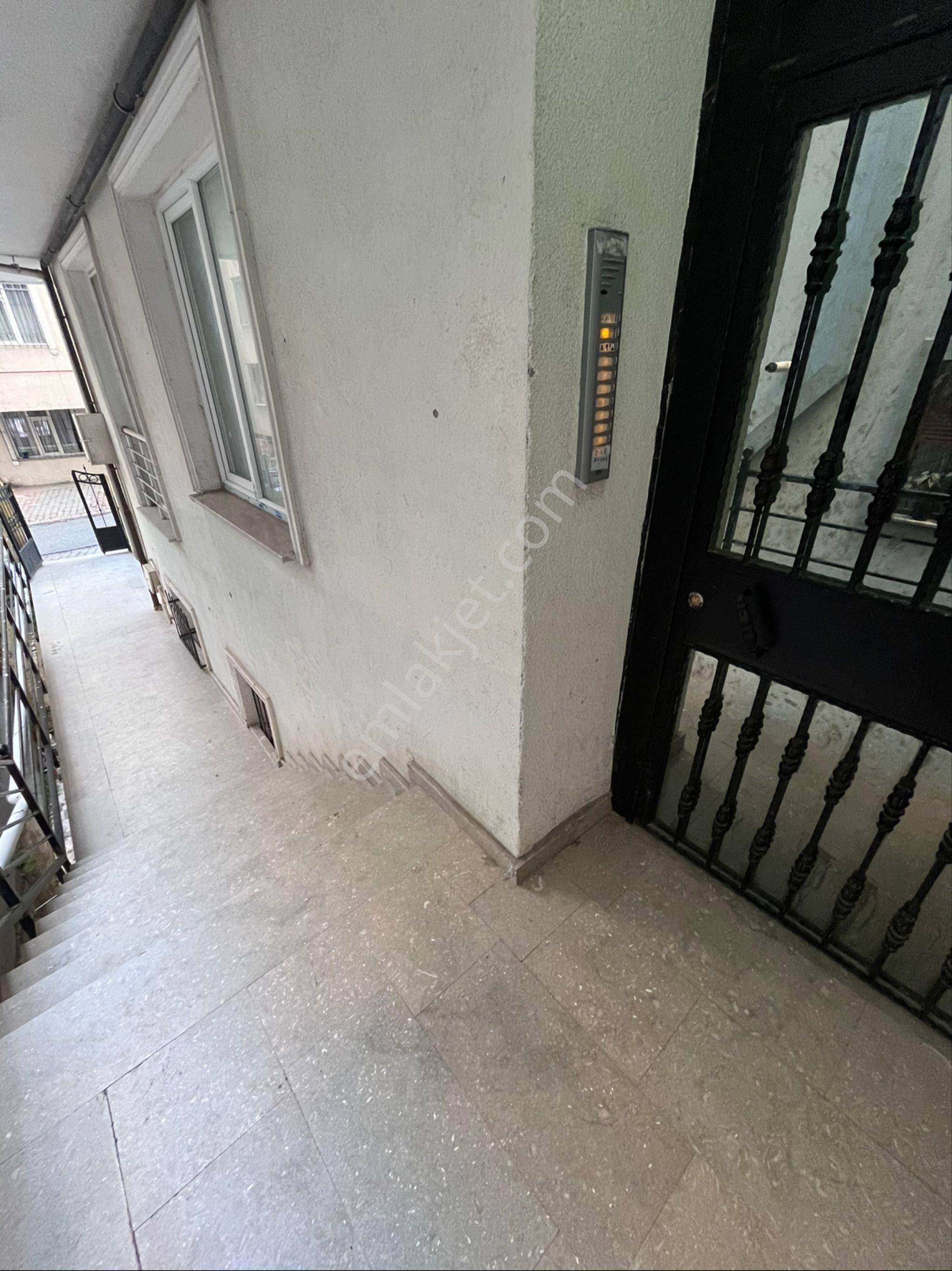 Ayreal'den Namık Kemal Mahallesinde Bahçe Teraslı 2+1 Full Eşyalı Kiralık Daire - Görsel 32