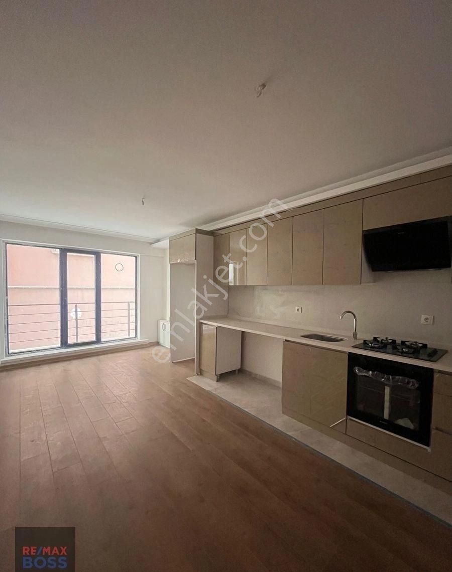 Ayrancı Güvenevler'de İskanlı 2+1 Satılık "sıfır" Ara Kat Daire