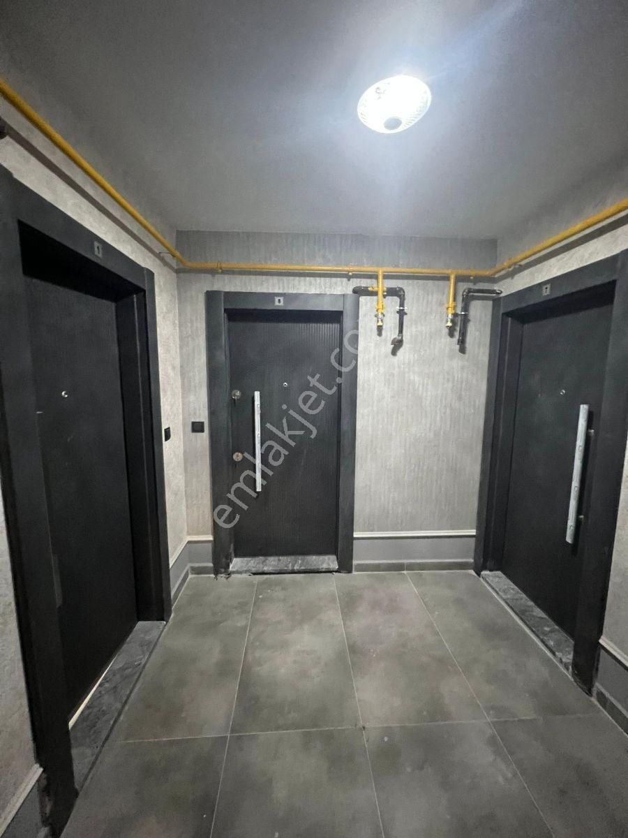 Aziz Işık Bulvarına Bir Parsel Satılık 1+1 - Görsel 12