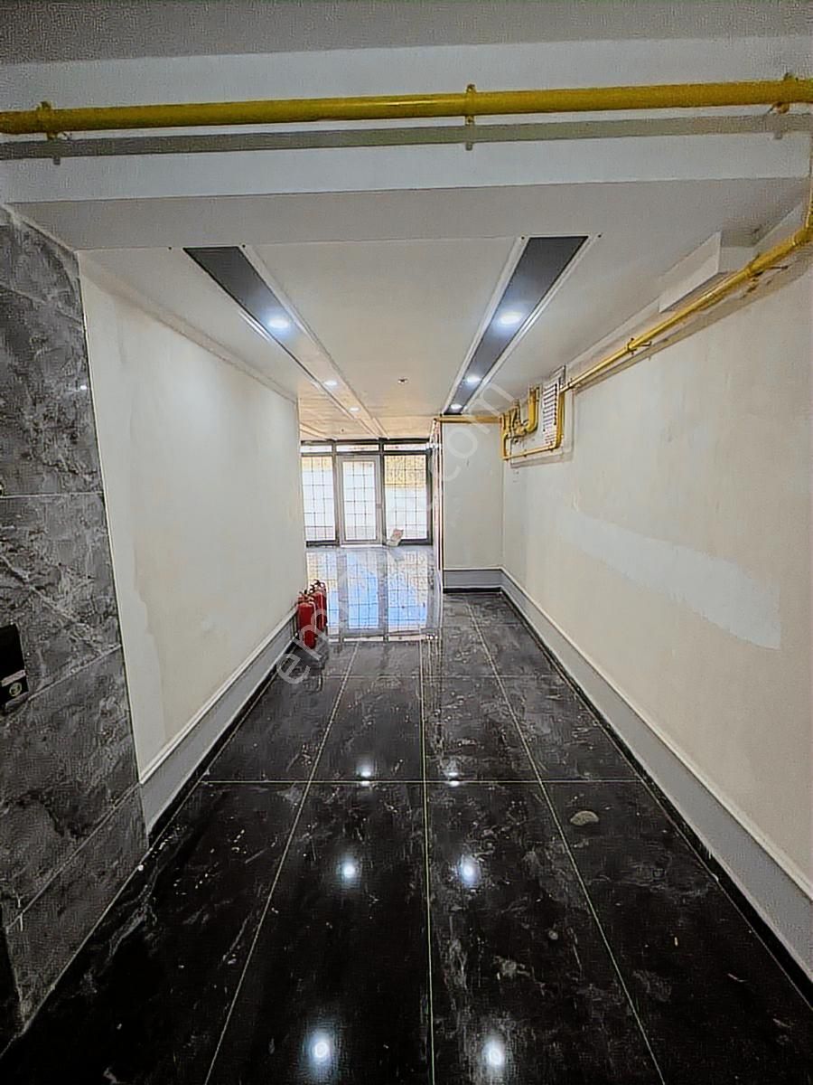 Aziz Işık Bulvarına Bir Parsel Satılık 1+1 - Görsel 35