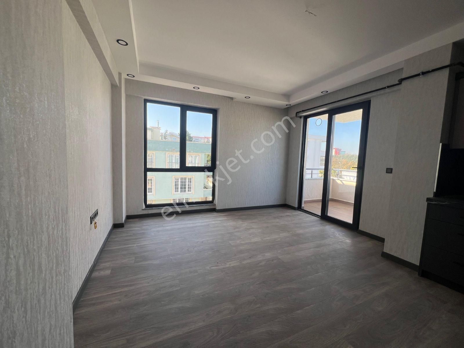 Aziz Işık Bulvarına Bir Parsel Satılık 1+1 - Görsel 20