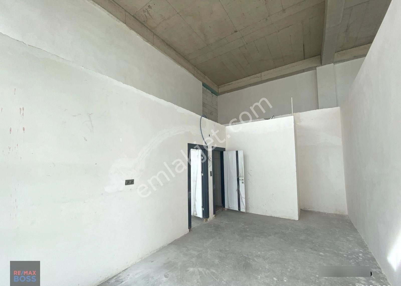 Bulvar Anatolia Fırsat Satılık Dükkan