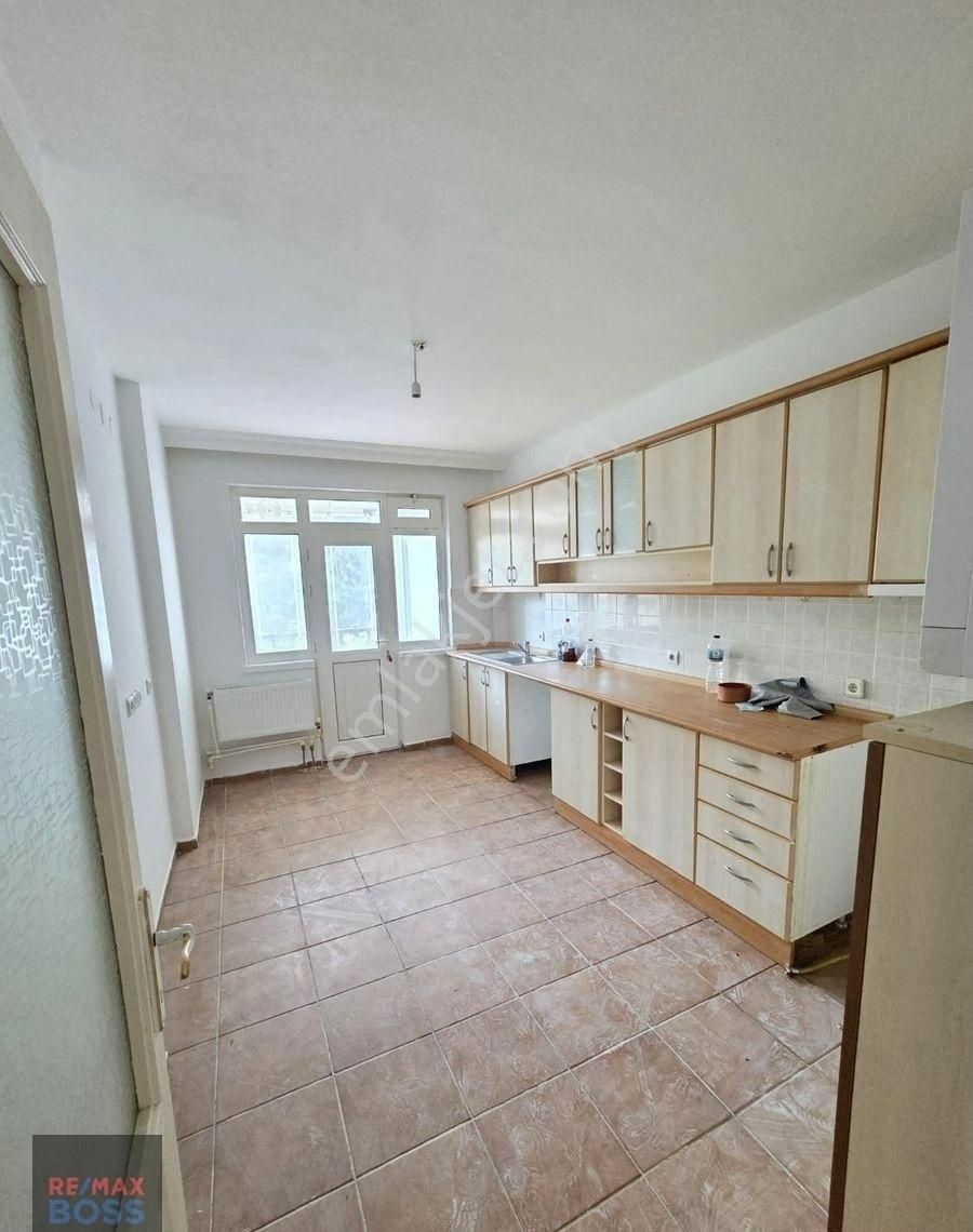 Akpınarda Temiz Boyalı 3+1 Arakat Kiralık - Görsel 30