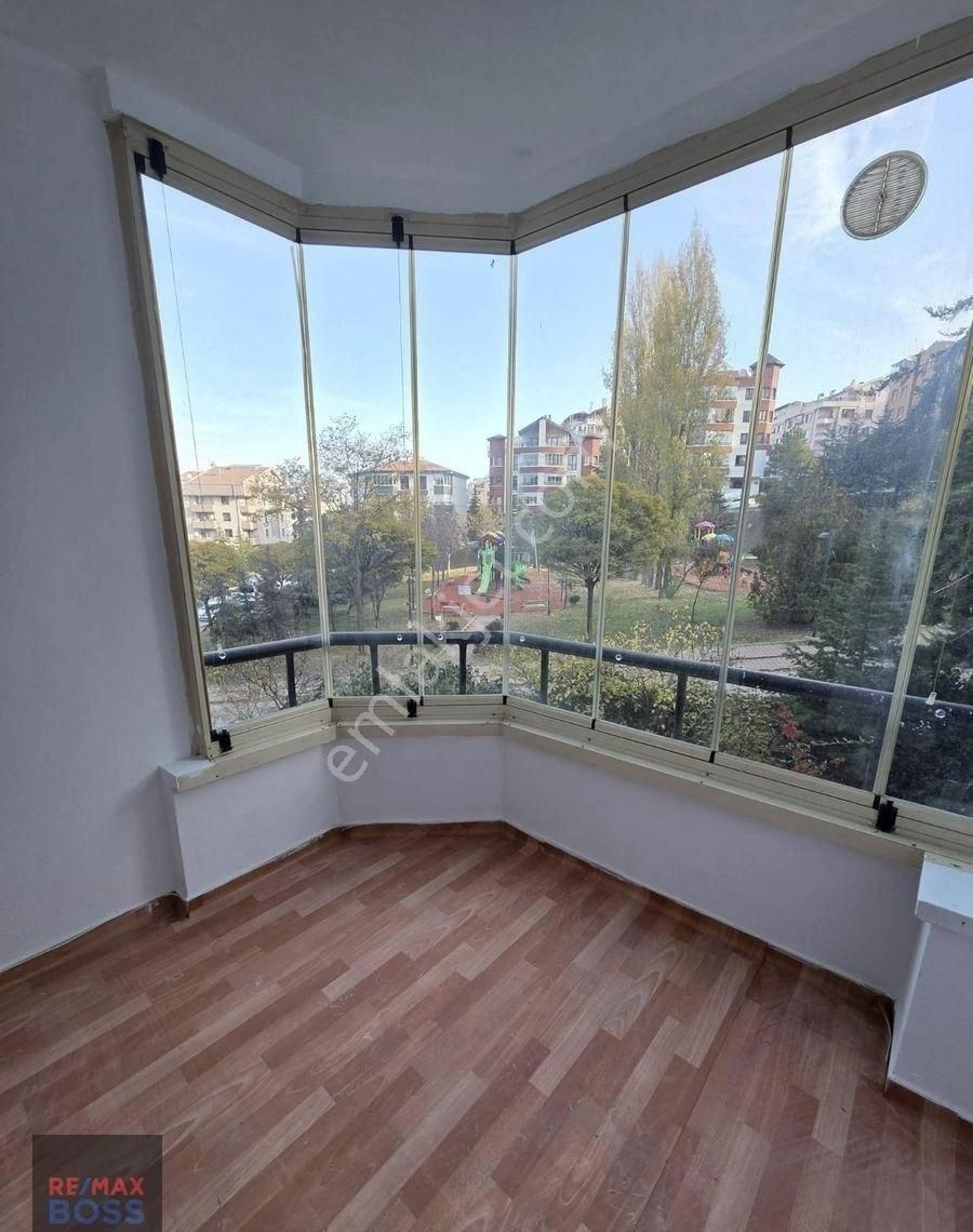 Akpınarda Temiz Boyalı 3+1 Arakat Kiralık - Görsel 33