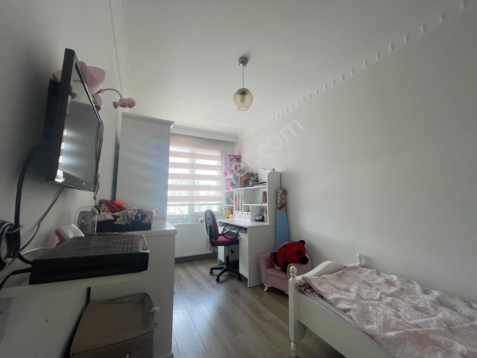 Şerifalide Sosyal Donatılı Site İçinde 4+1 Satlık Daire/for Sale - Görsel 8