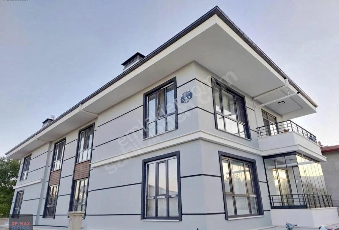 Meram Merkez'de Full Yapılı Geniş 2+1 Fırsat Daire - Görsel 25