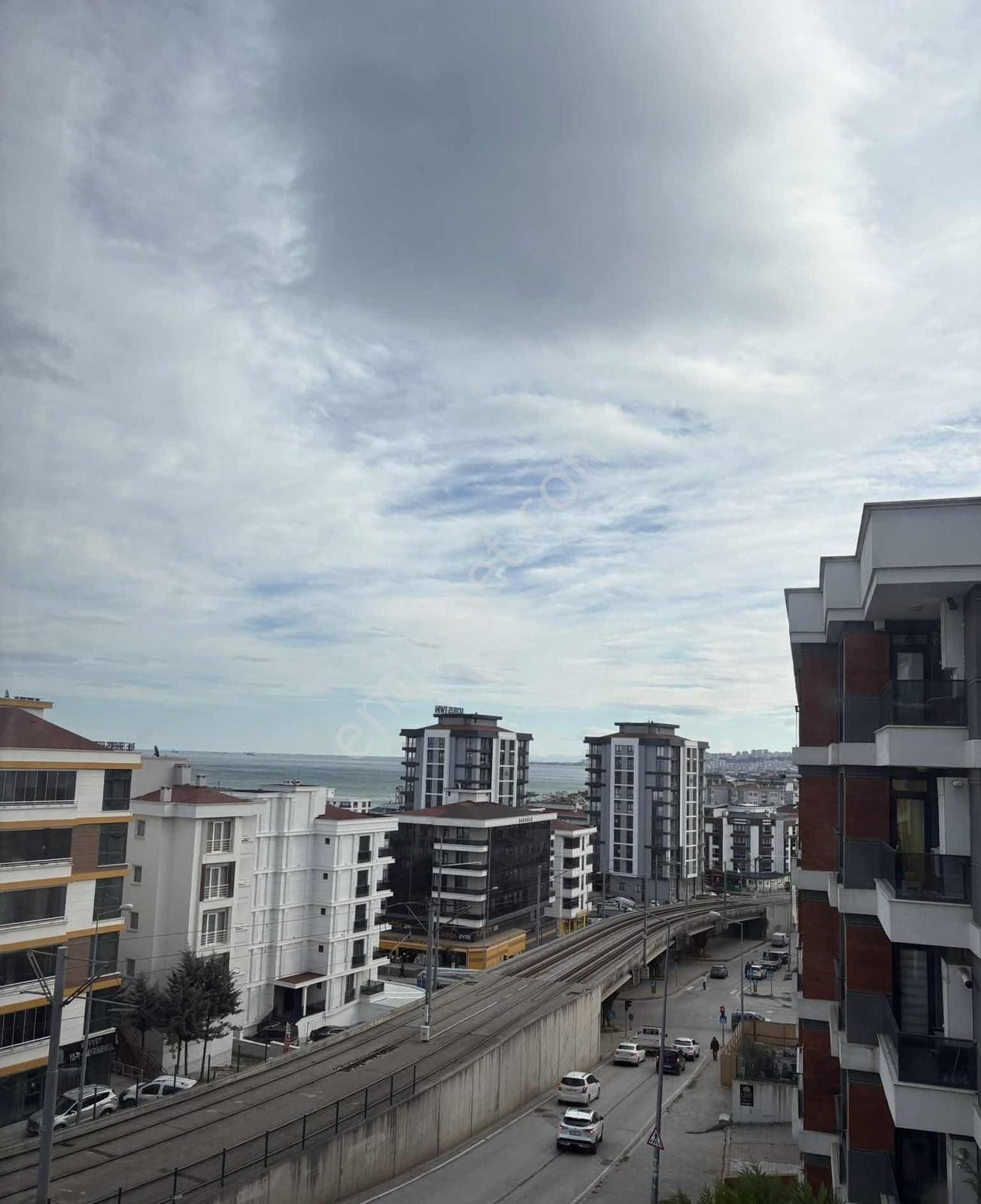 Esradan Tramvaya Cephe Fırsat 1+1 Eşyalı Daire - Görsel 10