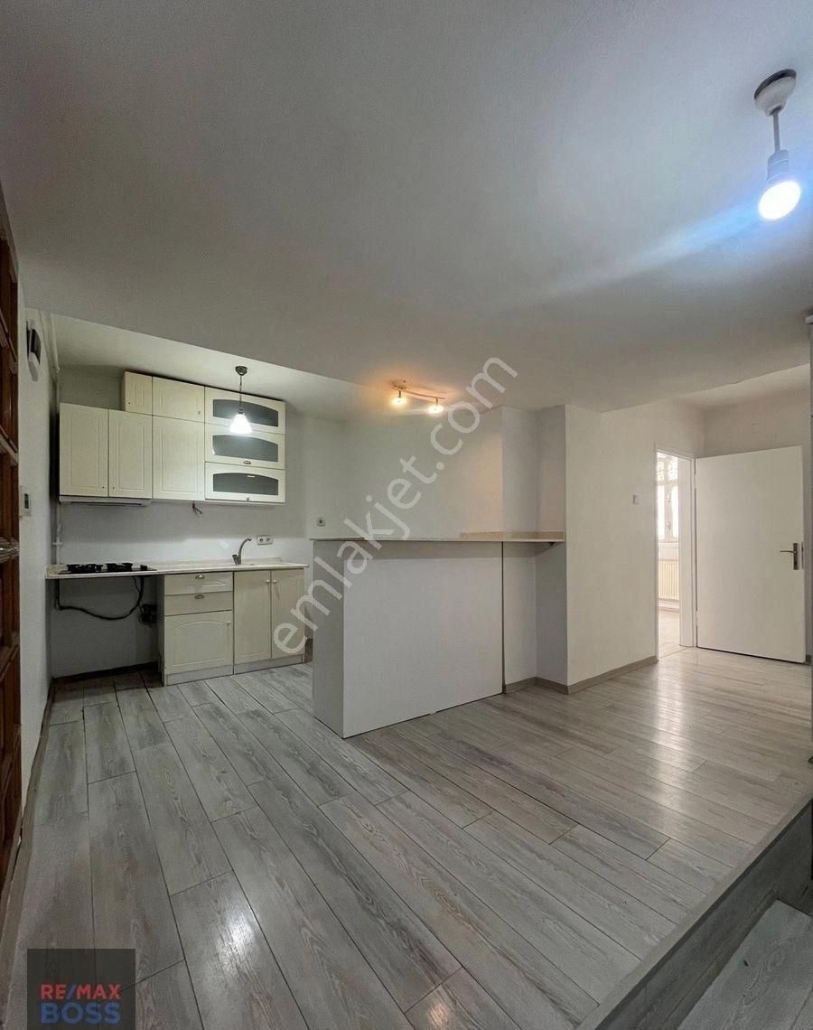 Farabi Sokakta Yüksek Kira Potansiyelli Yatırımlık 3+1 Daire - Görsel 3