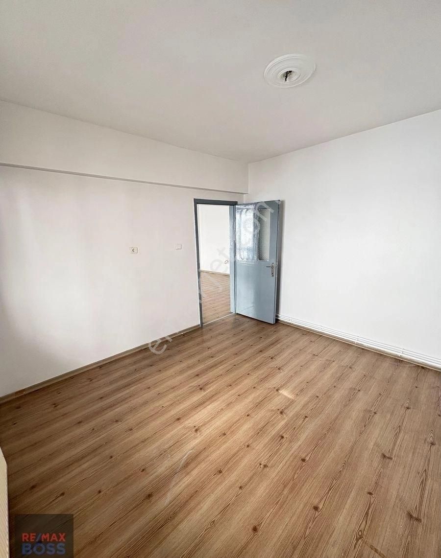 Balgat’ta Merkezi Kiralık Daire - Görsel 15