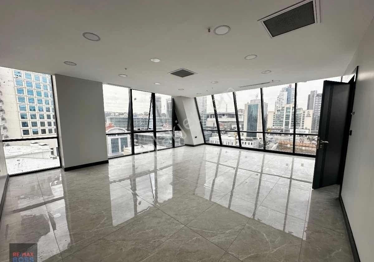 Balgat Prestij'te Full Yapılı Mutfaklı Ve Geniş Düz Ofis - Görsel 2