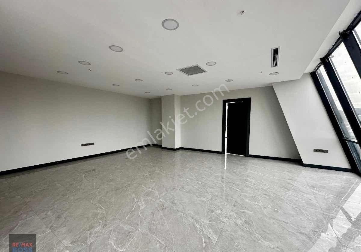 Balgat Prestij'te Full Yapılı Mutfaklı Ve Geniş Düz Ofis - Görsel 4