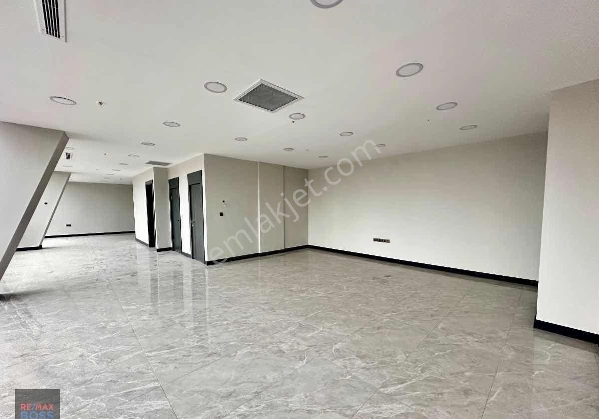 Balgat Prestij'te Full Yapılı Mutfaklı Ve Geniş Düz Ofis - Görsel 19