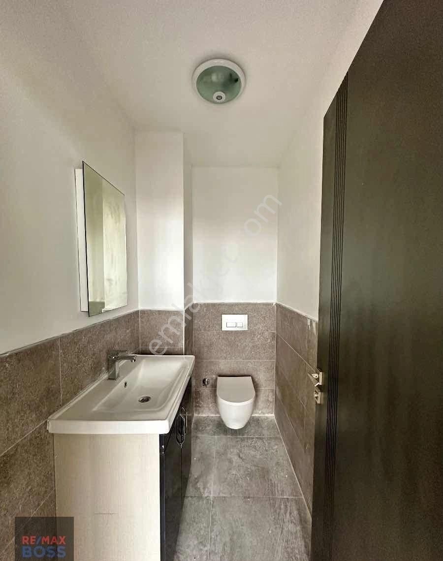 Balgat Prestij'de Geniş Ve İçi Full Yapılı Ofis - Görsel 12