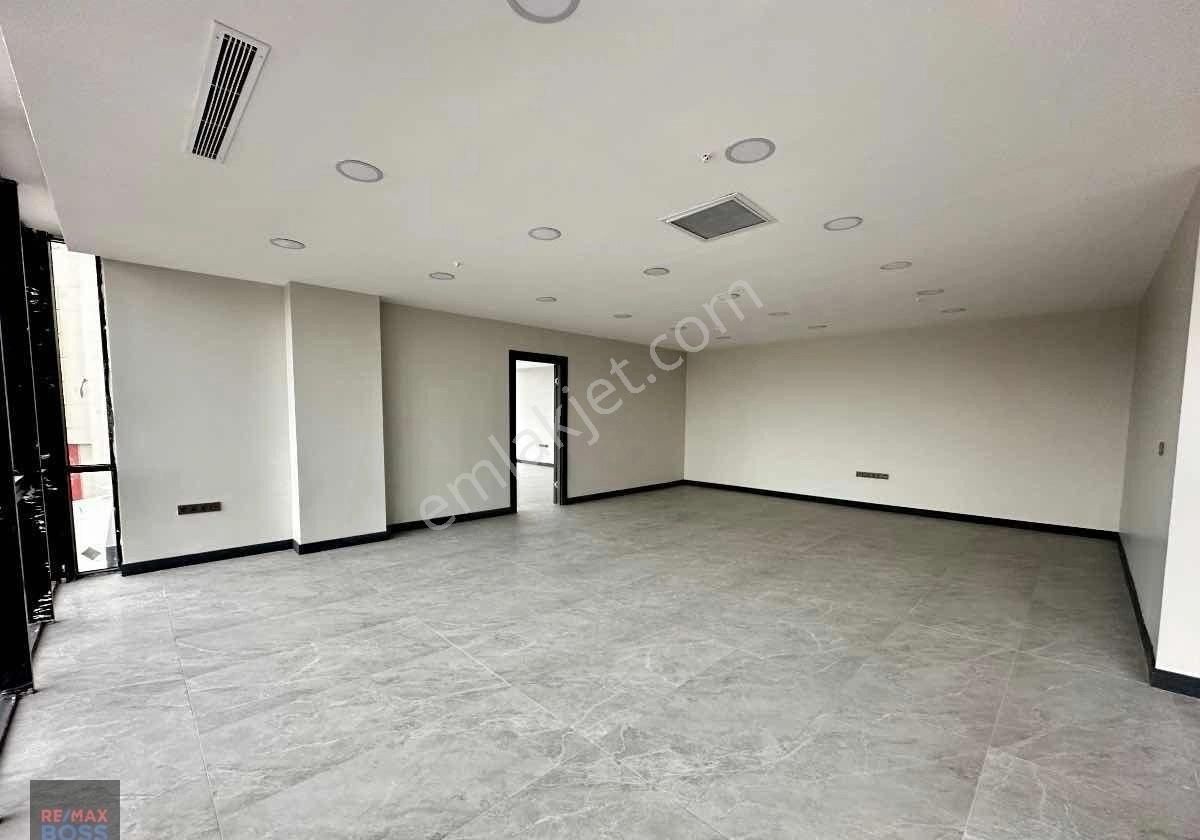 Balgat Prestij'de Geniş Ve İçi Full Yapılı Ofis - Görsel 19