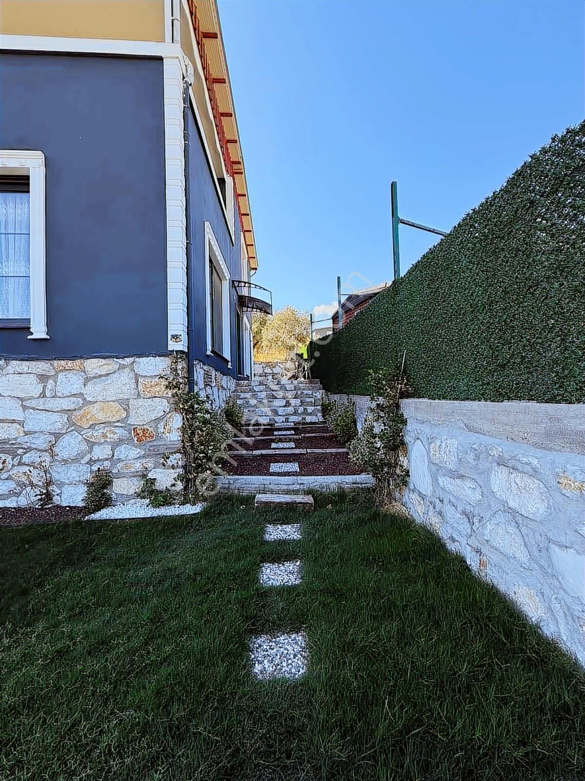 Buca Belenbaşı Merkezde 313 M2 Tapulu - Görsel 12