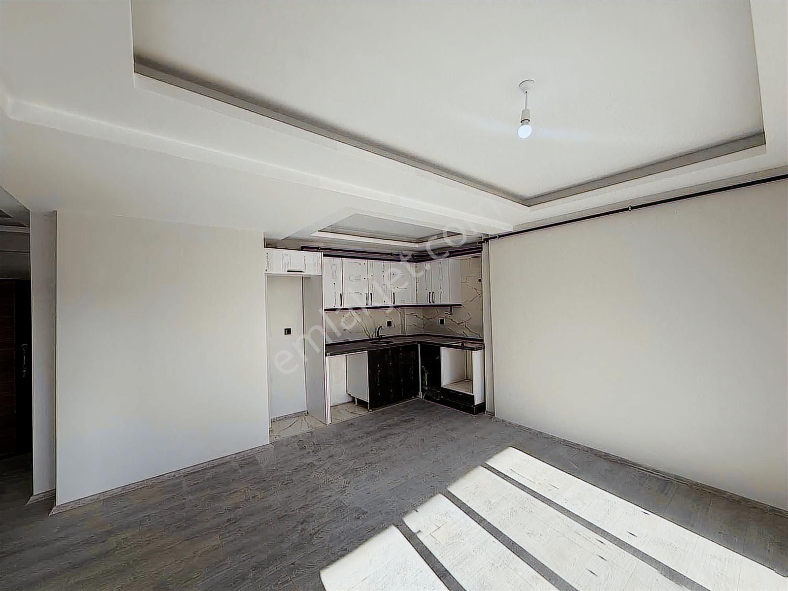 Toplu Konut Bulvarına Cephe 2+1 Satılık Daire - Görsel 11