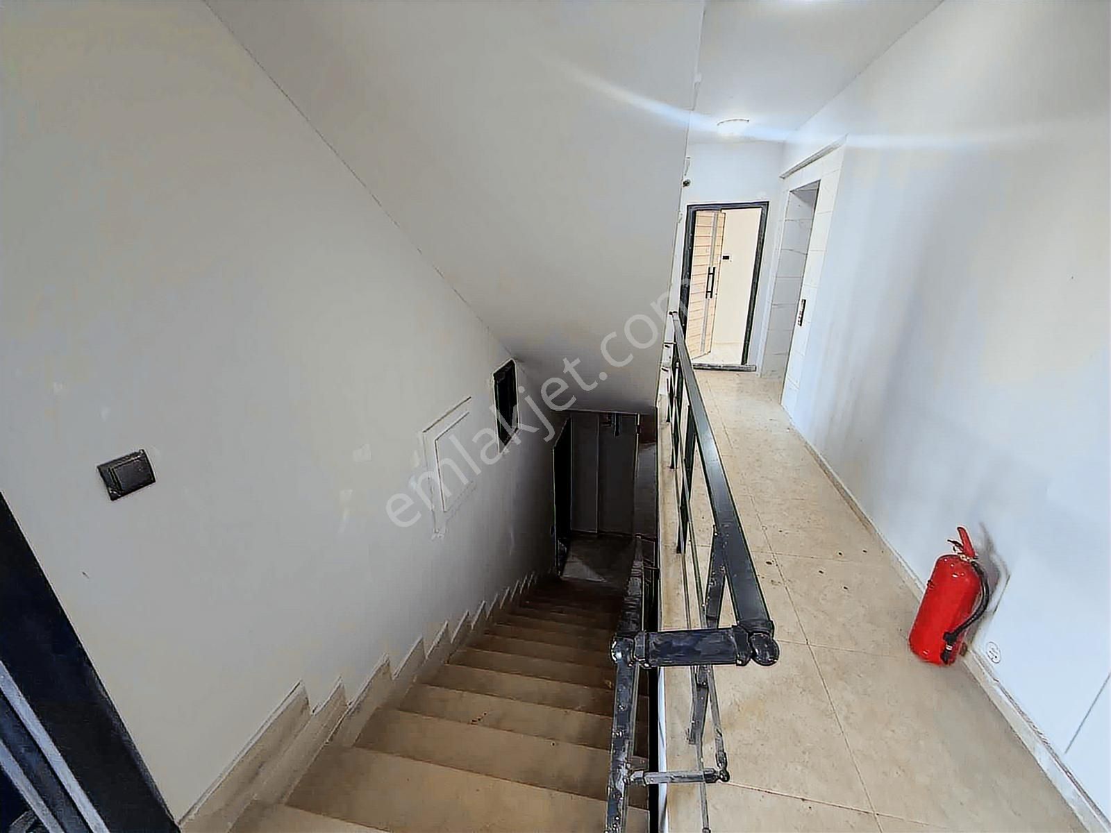 Toplu Konut Bulvarına Cephe 2+1 Satılık Daire - Görsel 7