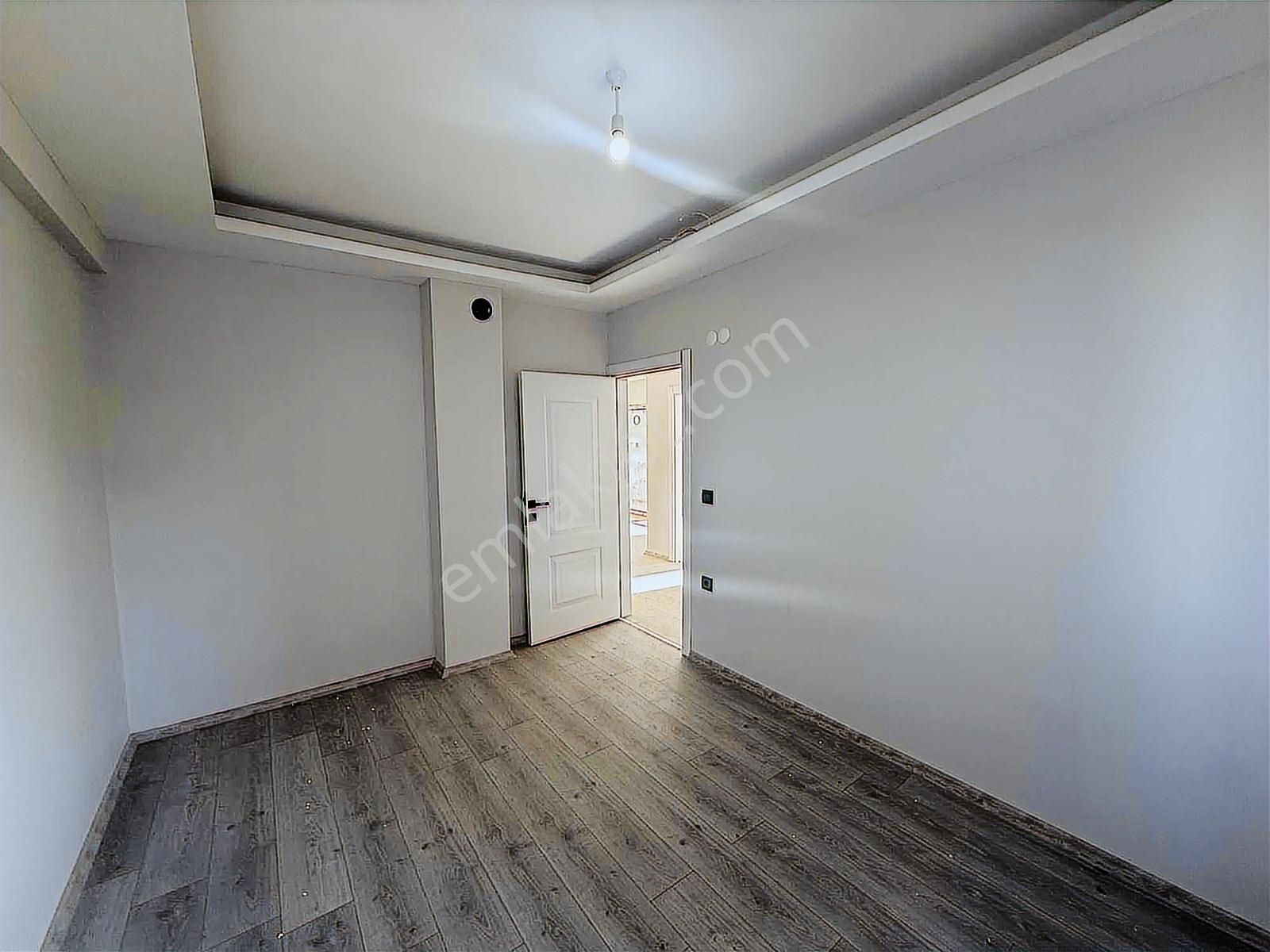 Toplu Konut Bulvarına Cephe 2+1 Satılık Daire - Görsel 16