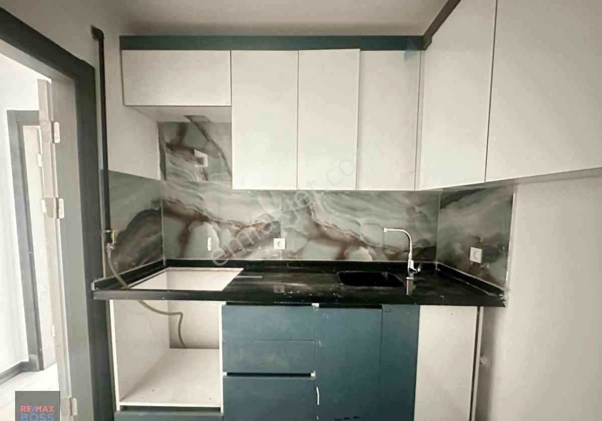 Esat Cadde Üzerı, Sıfır Ve Masrafsız , Genış Ve Kapalı Mutfaklı 1+1 Daıre - Görsel 18