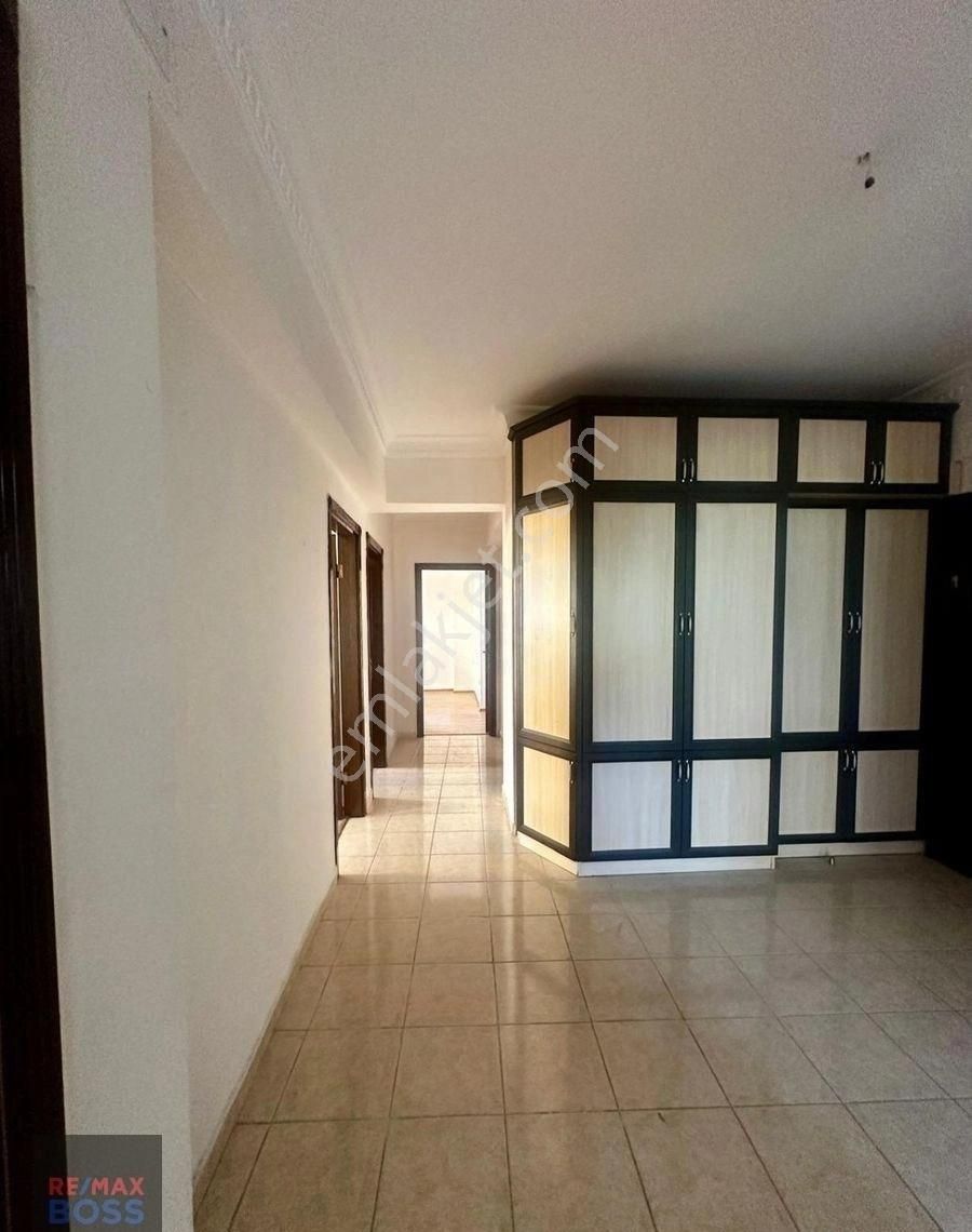 Çukurambar Merkezi Lokasyon Oturuma Hazır 4+1 Boş Satılık Daire - Görsel 3