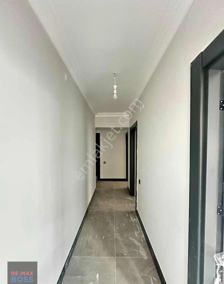 Cevizlidere'nin En Tercih Edilen Sokağında Geniş 3+1 Ve Full Yeni Yapılı Daire