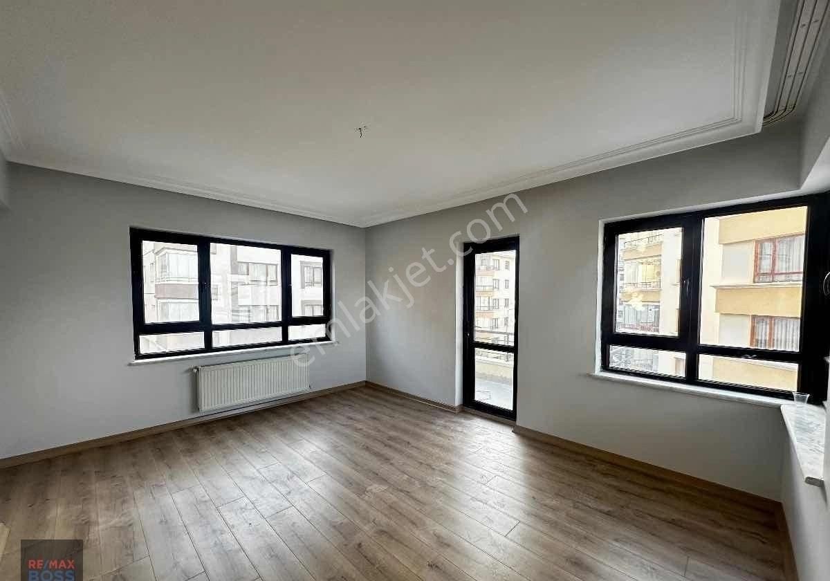 Cevizlidere'nin En Tercih Edilen Sokağında Geniş 3+1 Ve Full Yeni Yapılı Daire - Görsel 7