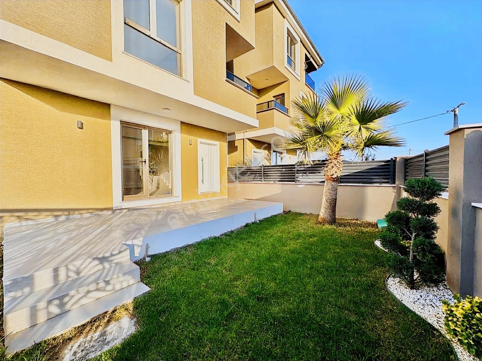 Megeden Yeniçiftlikte Site İçinde Satılık 4+1 Villa - Görsel 19