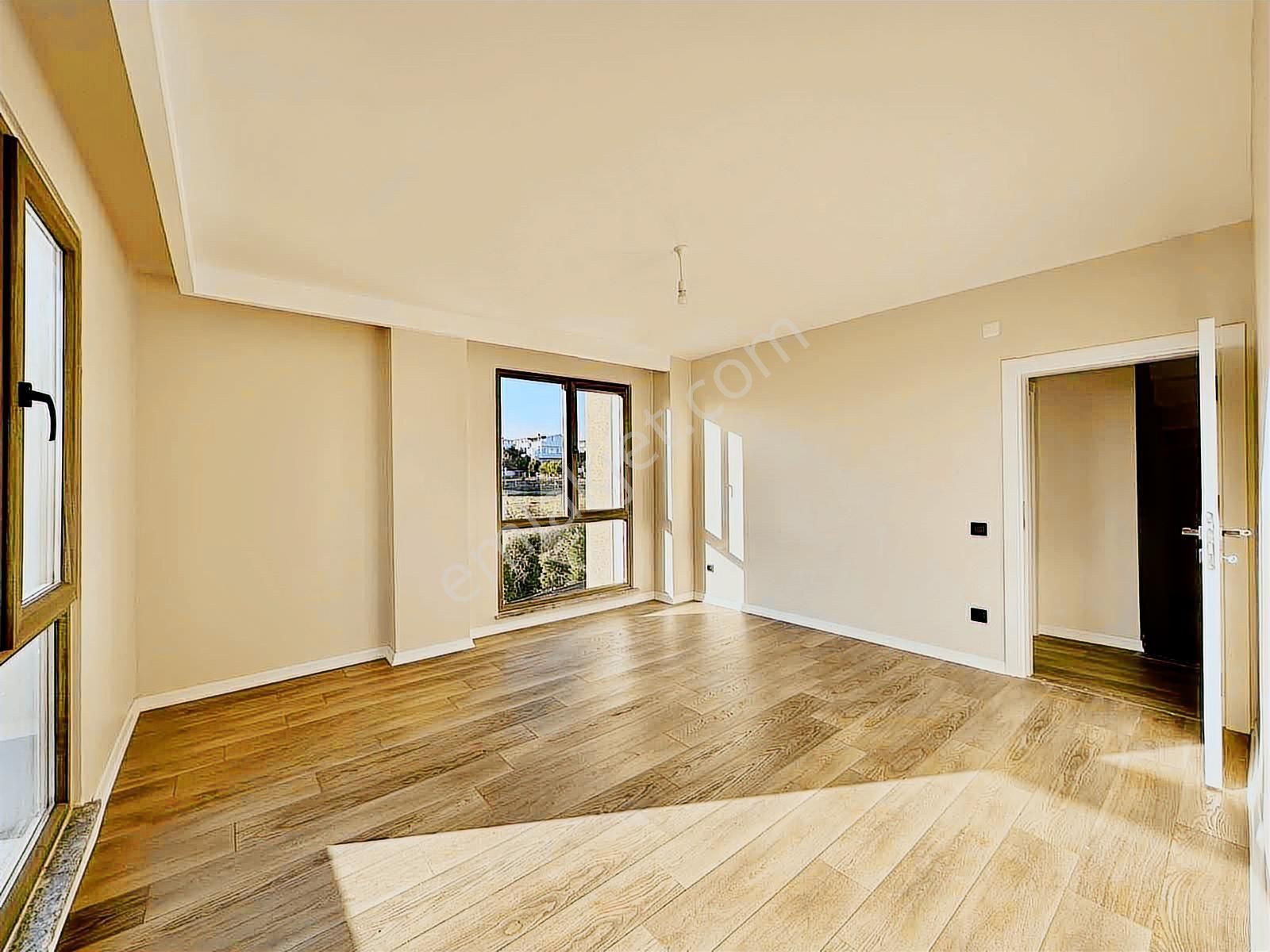 Megeden Yeniçiftlikte Site İçinde Satılık 4+1 Villa - Görsel 10