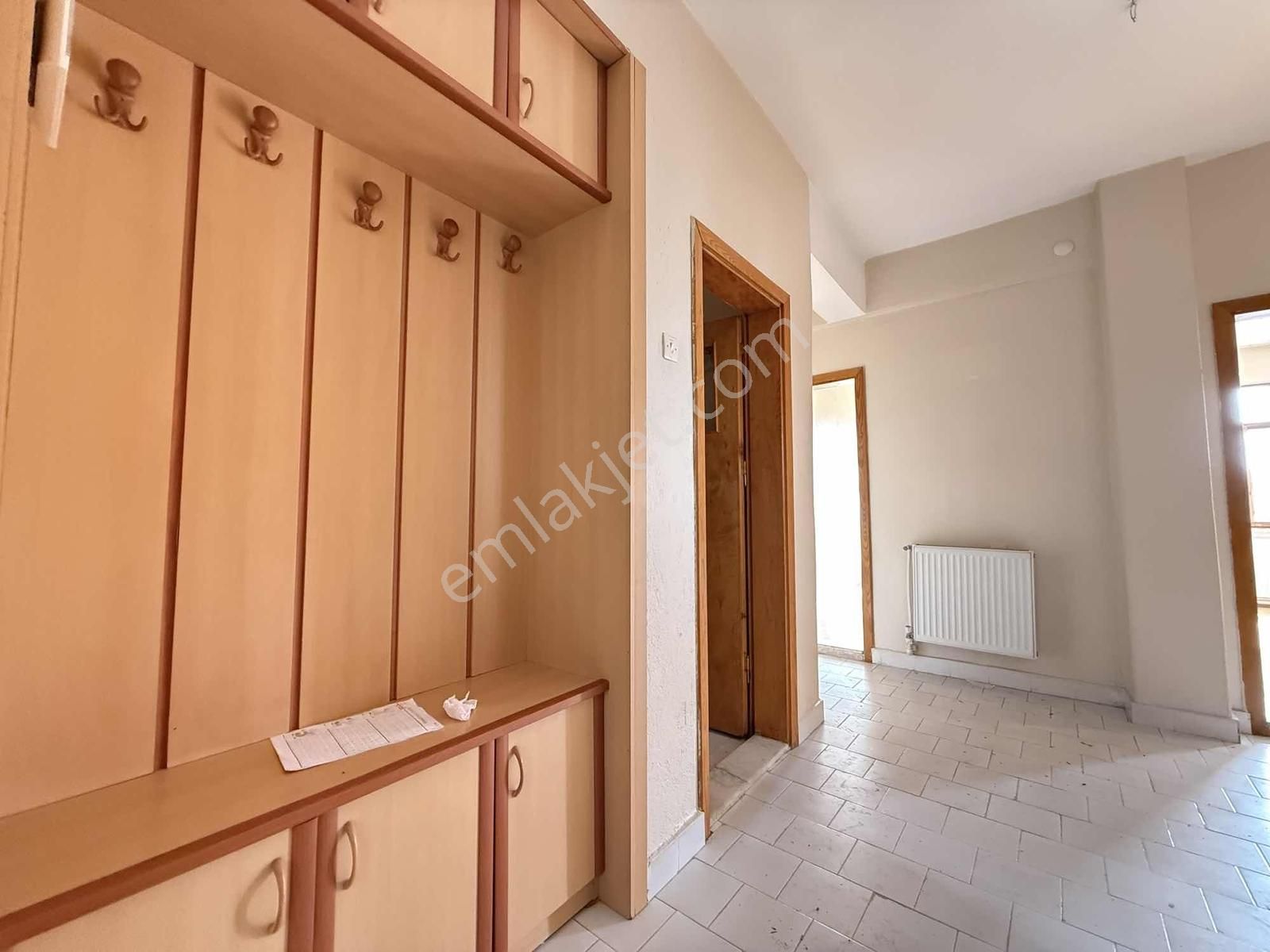 Genç Osman Caddesi Yakını Site İçi Ulaşımı Güçlü Satılık 3+1 - Görsel 13