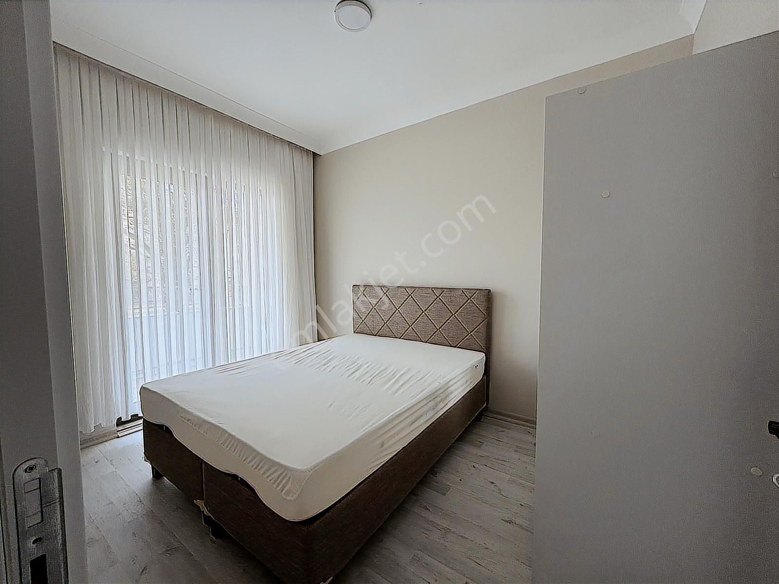 Zenith Real Estate Kiralık Adliye Yakını 1+1 Eşyalı Daire - Görsel 23