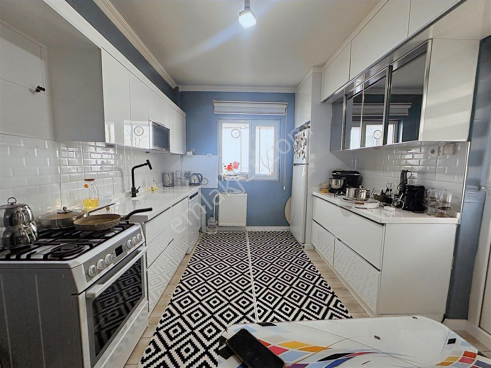 Keçiörende Site İçinde Geniş Teras Balkonlu Asansörlü Öncepheli - Görsel 31