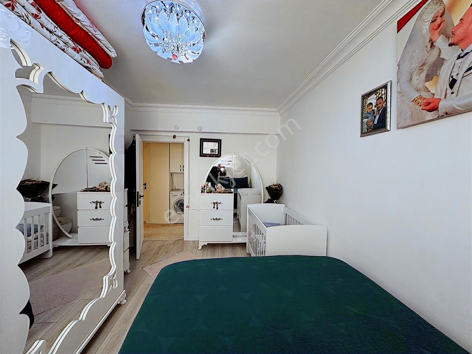 Keçiörende Site İçinde Geniş Teras Balkonlu Asansörlü Öncepheli - Görsel 25