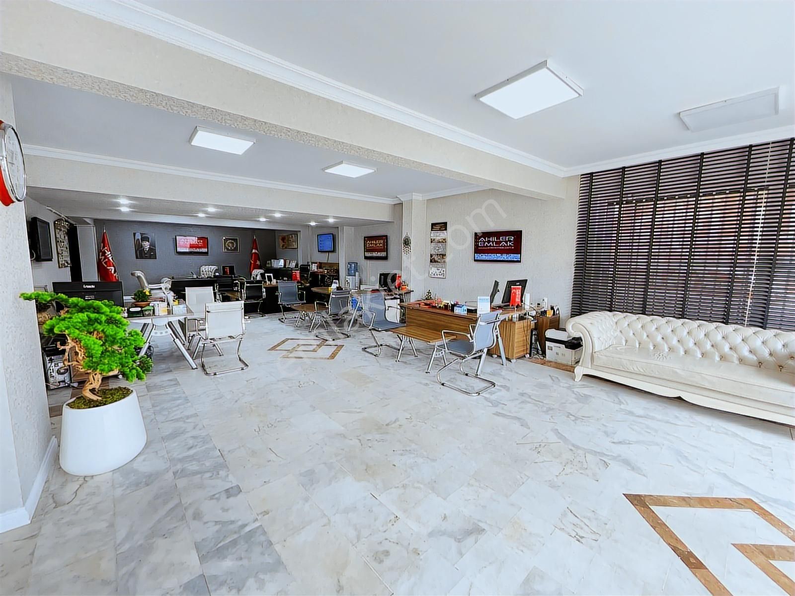 Ahiler'den Yakacık'ta Merkezi Konumda İmarlı 1333m2 Hisseli Arsa - Görsel 4