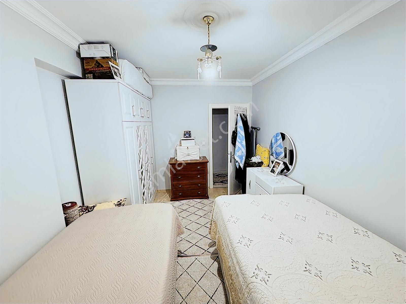 Şentürk Gayrimenkul'den**orta Kat**asansörlü//güney Cephe - Görsel 16