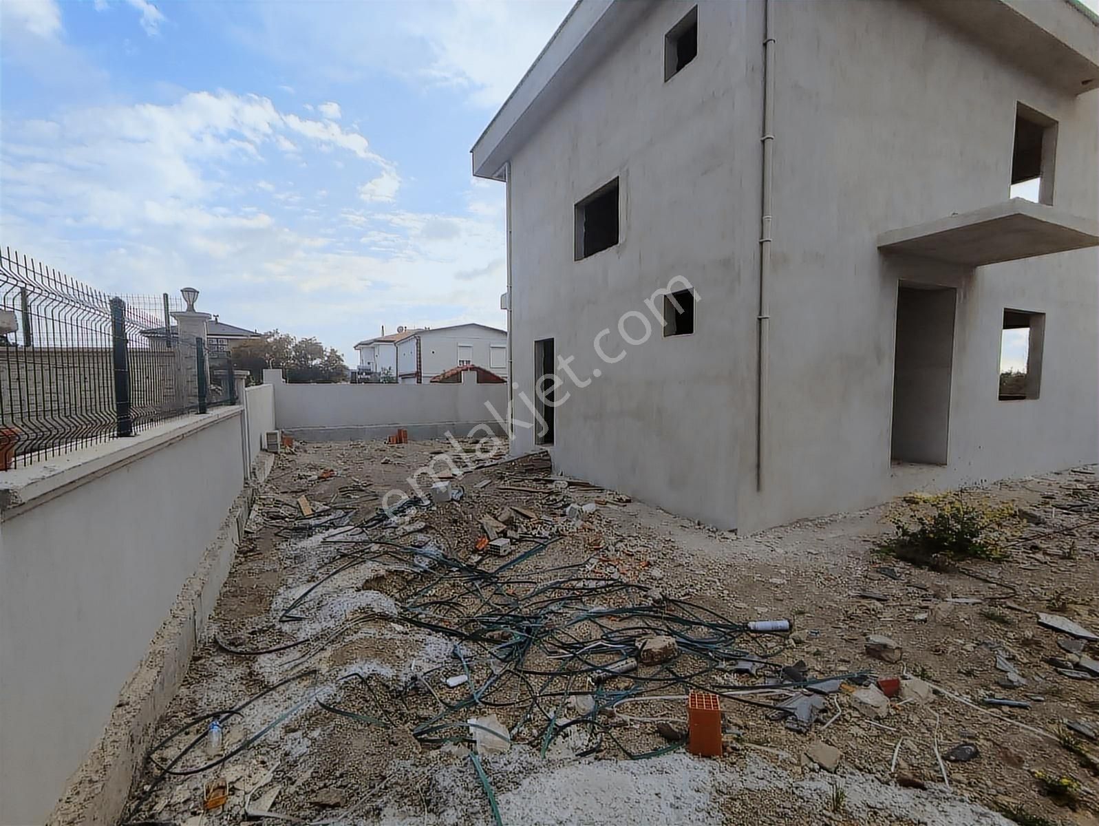 Trent Emlak'tan Gündoğdu'da Natamam Villa - Görsel 35